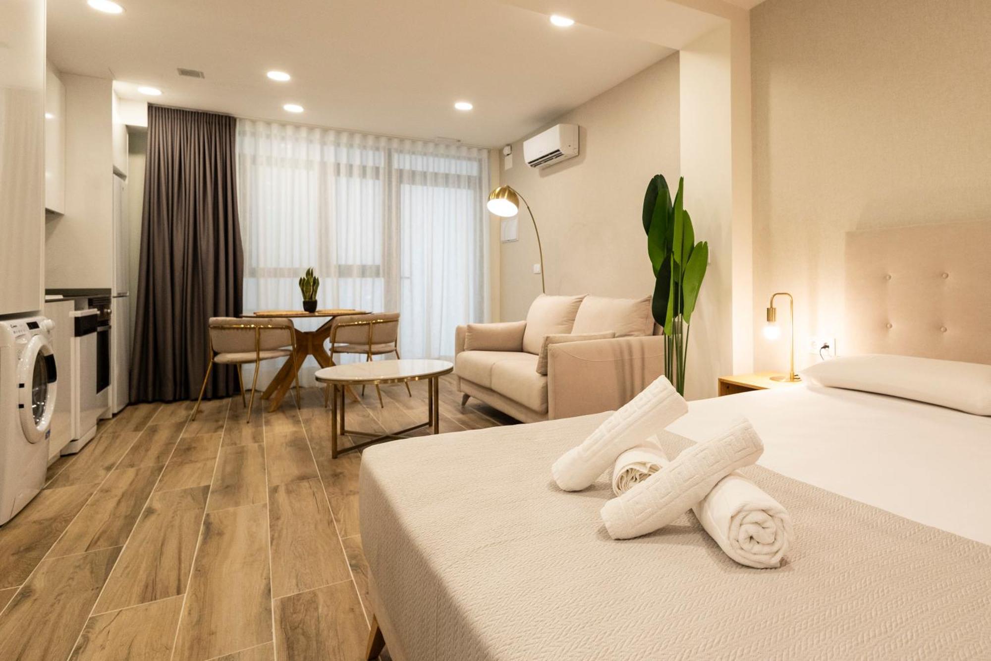 Cortes Suites By Concept Flats 발렌시아 외부 사진