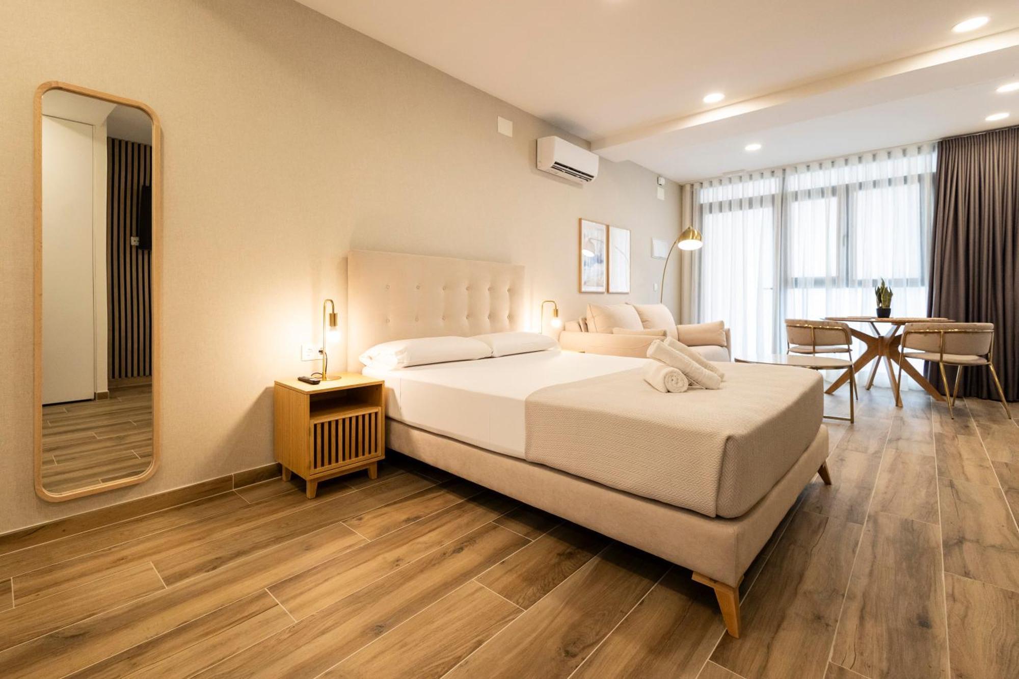 Cortes Suites By Concept Flats 발렌시아 외부 사진